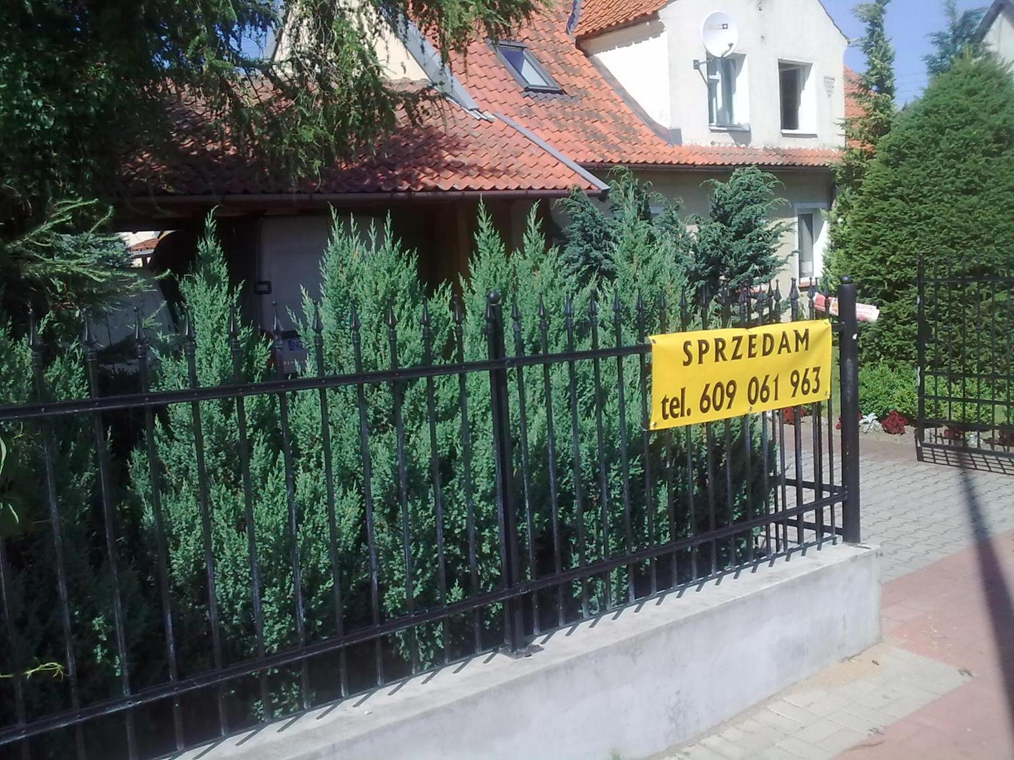 Apartamenty, Pokoje, Noclegi Pracownicze " Skarpa" Wilkasy Exterior photo