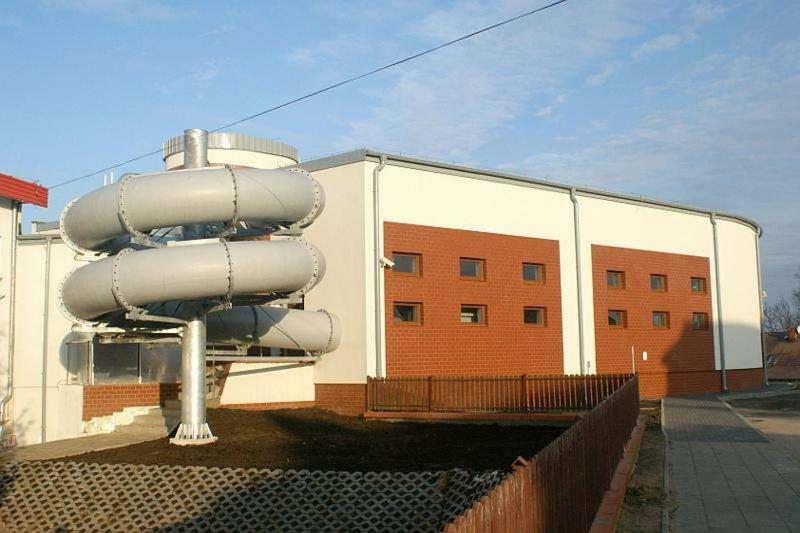 Apartamenty, Pokoje, Noclegi Pracownicze " Skarpa" Wilkasy Exterior photo